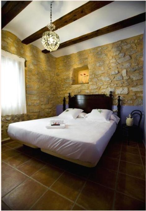 Apartamentos Doña Candida Valderrobres Habitación foto