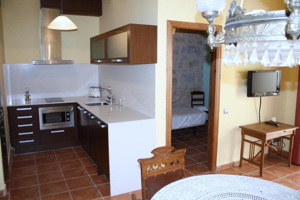 Apartamentos Doña Candida Valderrobres Habitación foto