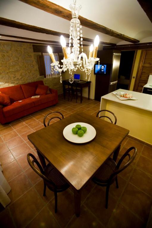 Apartamentos Doña Candida Valderrobres Habitación foto